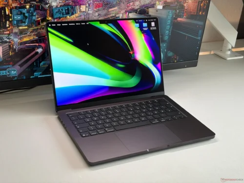 Apple MacBook Pro 16 M5 Max